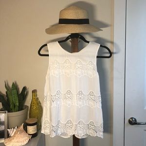White, Lace, Sleeveless Blouse
